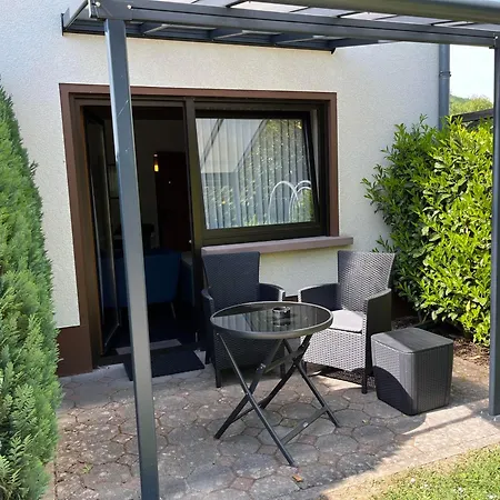 Pension Zum Golfstuebchen Echternacherbruck Exterior photo